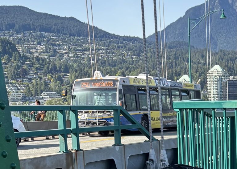 6 North Shore Traffic Solutions To Try Before Building A New Bridge